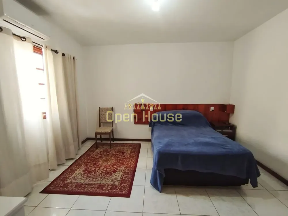 Casa, 6 quartos, 276 m² - Foto 8