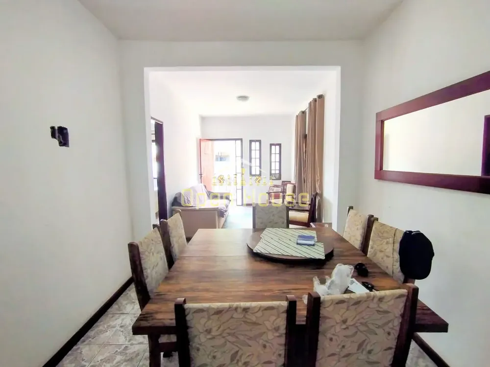 Casa, 6 quartos, 276 m² - Foto 1
