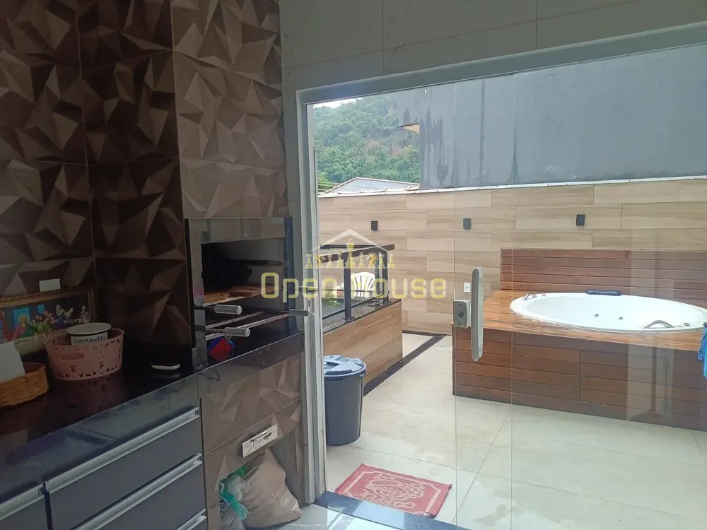 Casa, 2 quartos, 157 m² - Foto 3