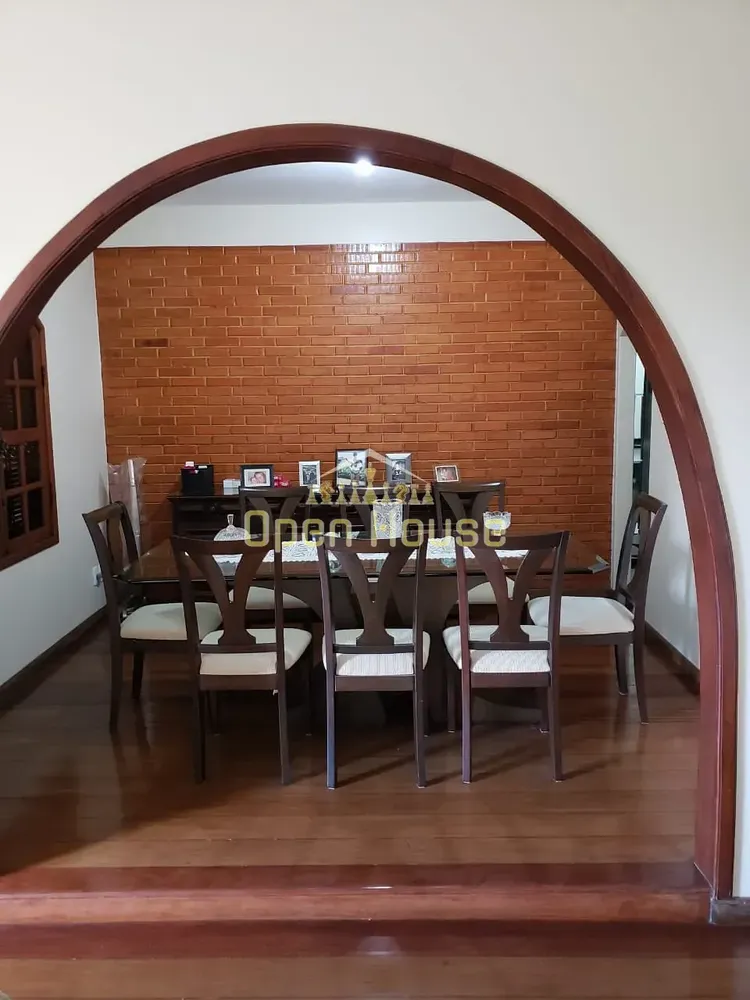 Chácara, 4 quartos, 2245 m² - Foto 3
