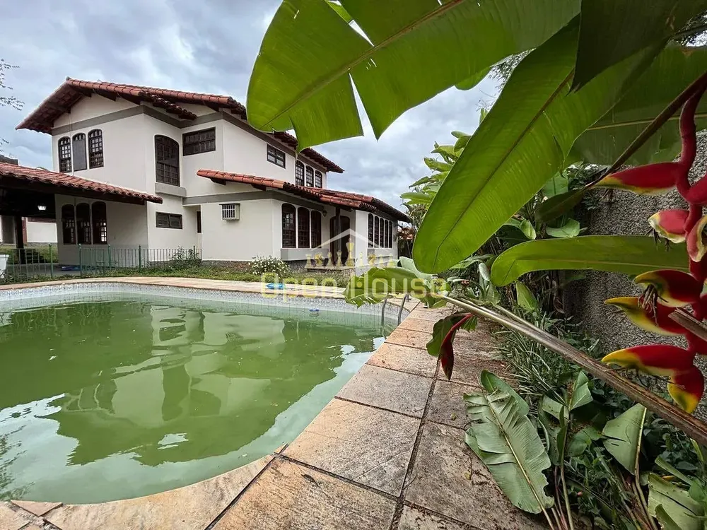 Casa, 4 quartos, 377 m² - Foto 1
