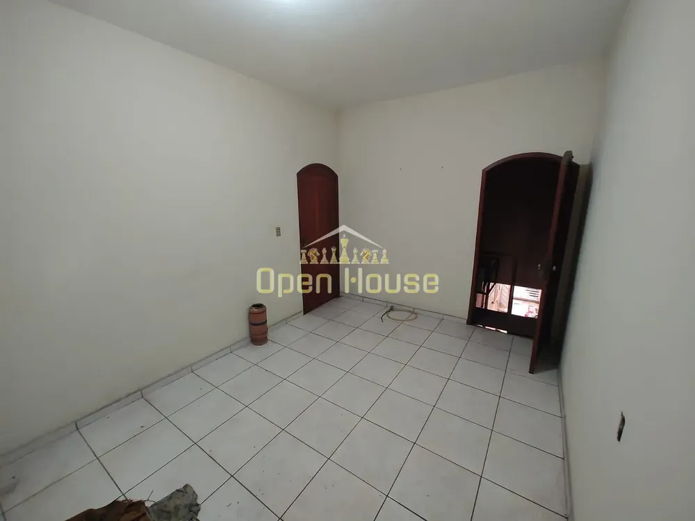 Casa, 3 quartos, 235 m² - Foto 30