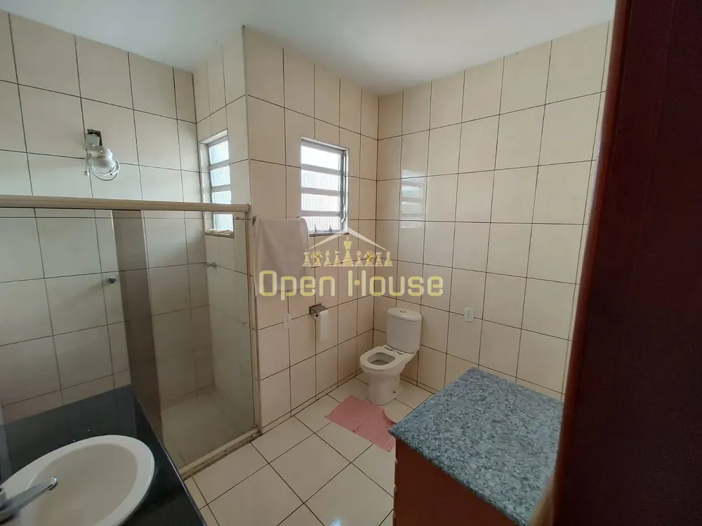 Casa, 3 quartos, 235 m² - Foto 2