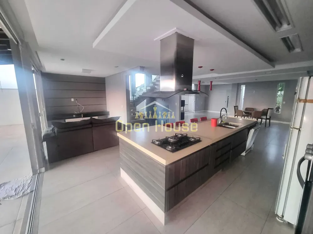 Casa, 5 quartos, 723 m² - Foto 2