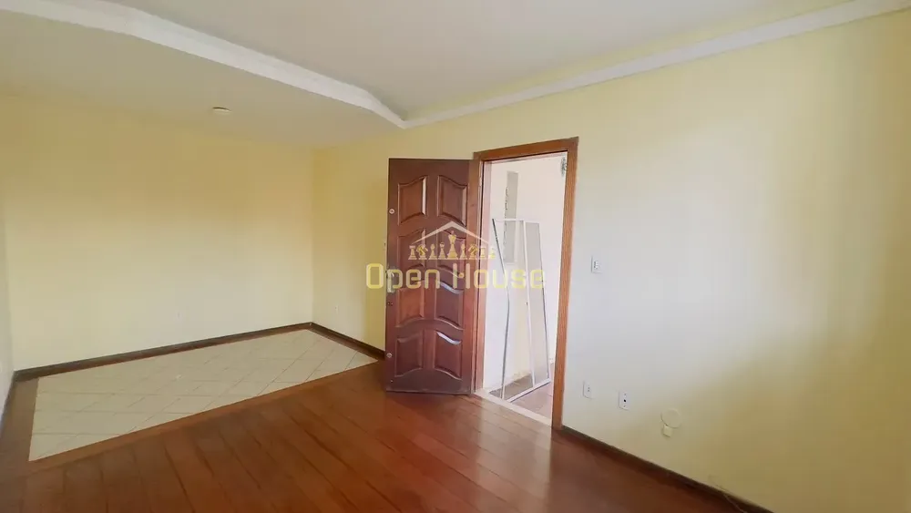 Casa, 3 quartos, 356 m² - Foto 2