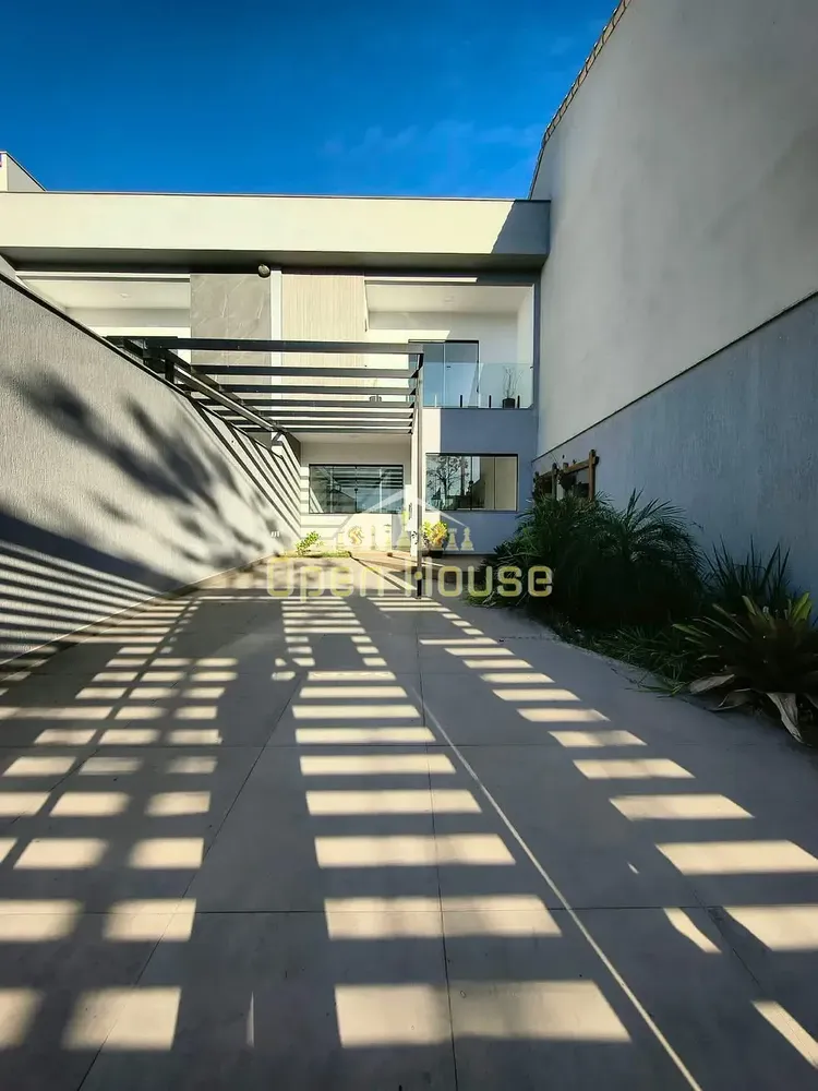Casa, 3 quartos, 152 m² - Foto 3