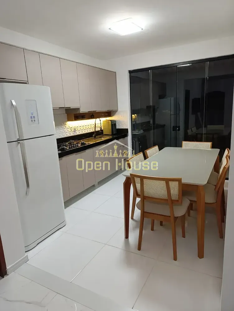 Casa, 3 quartos, 110 m² - Foto 1