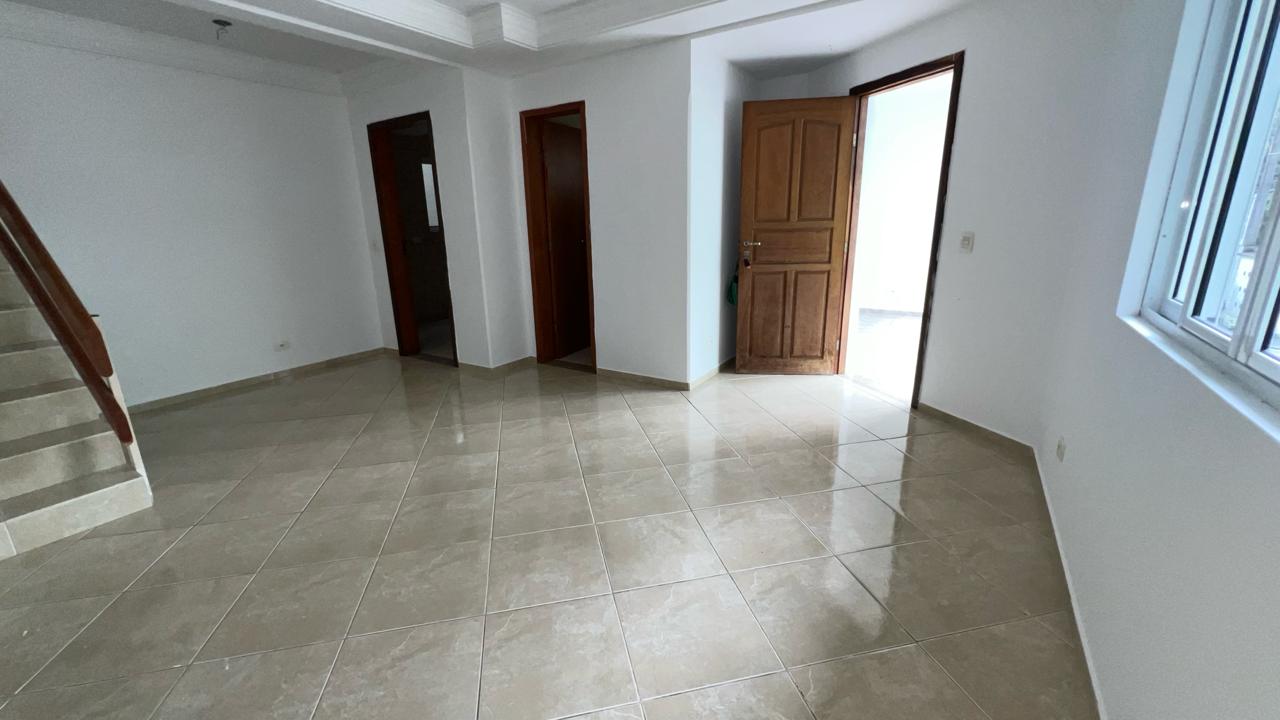 Casa à venda com 3 quartos, 152m² - Foto 13