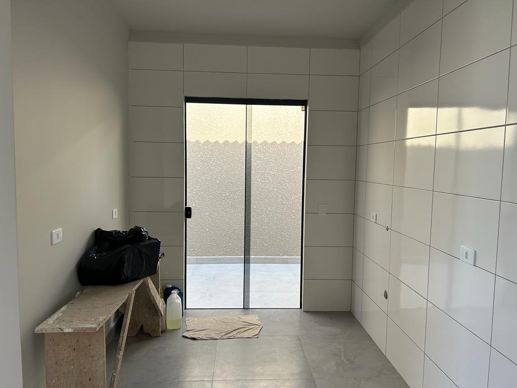 Casa à venda com 3 quartos, 70m² - Foto 17