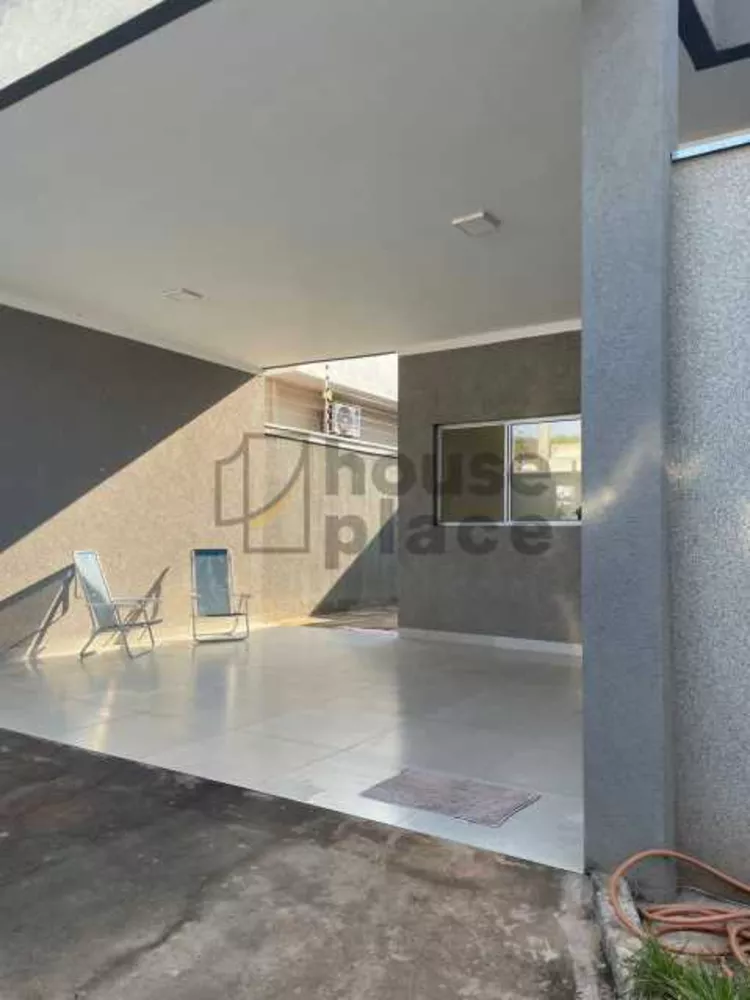 Casa à venda com 3 quartos, 115m² - Foto 2