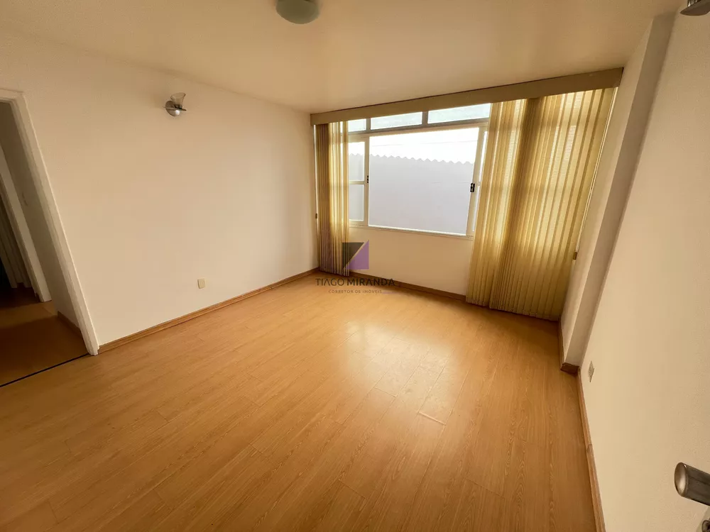 Apartamento à venda com 2 quartos, 60m² - Foto 1