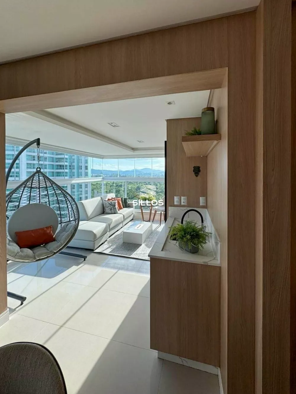 Apartamento, 3 quartos, 145 m² - Foto 2