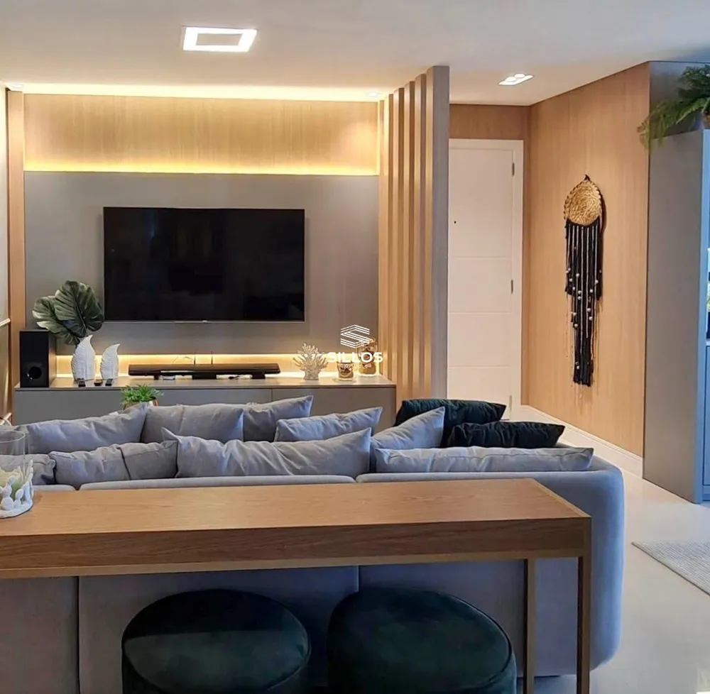 Apartamento, 3 quartos, 145 m² - Foto 1