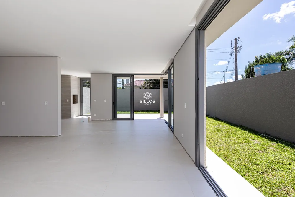 Sobrado, 3 quartos, 277 m² - Foto 1