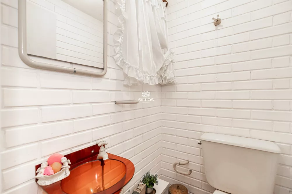 Casa, 4 quartos, 201 m² - Foto 1