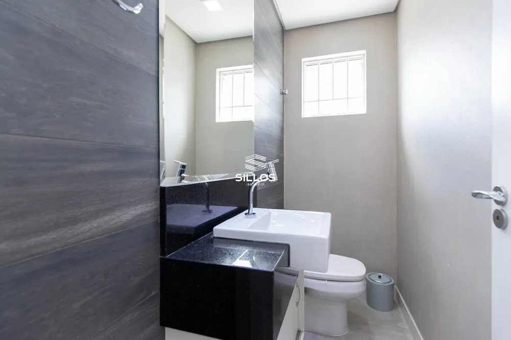 Sobrado, 3 quartos, 203 m² - Foto 1