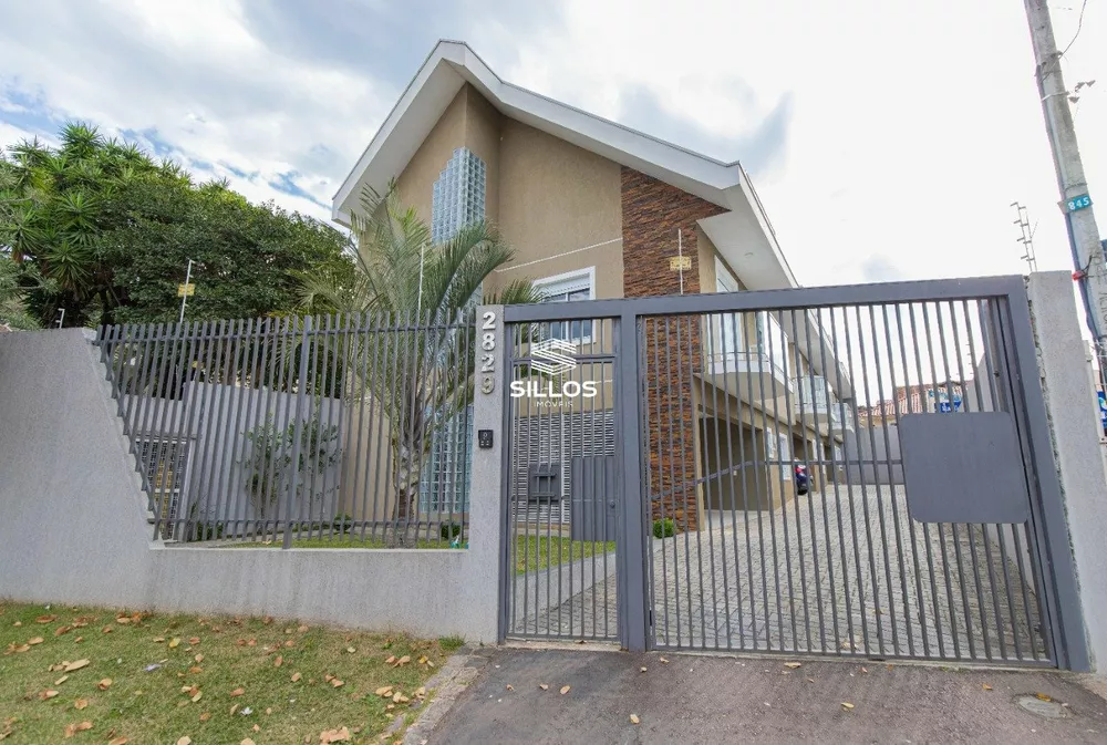 Sobrado, 3 quartos, 203 m² - Foto 1