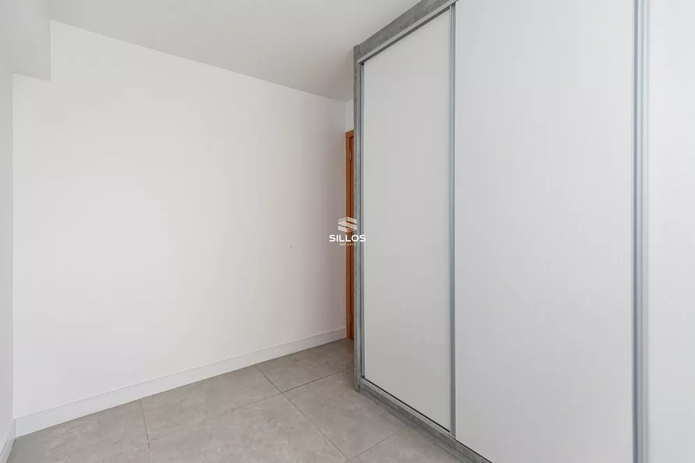 Cobertura, 3 quartos, 169 m² - Foto 2