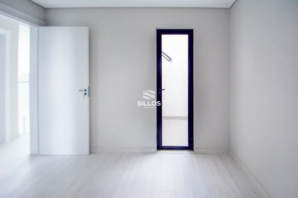 Sobrado, 3 quartos, 209 m² - Foto 1