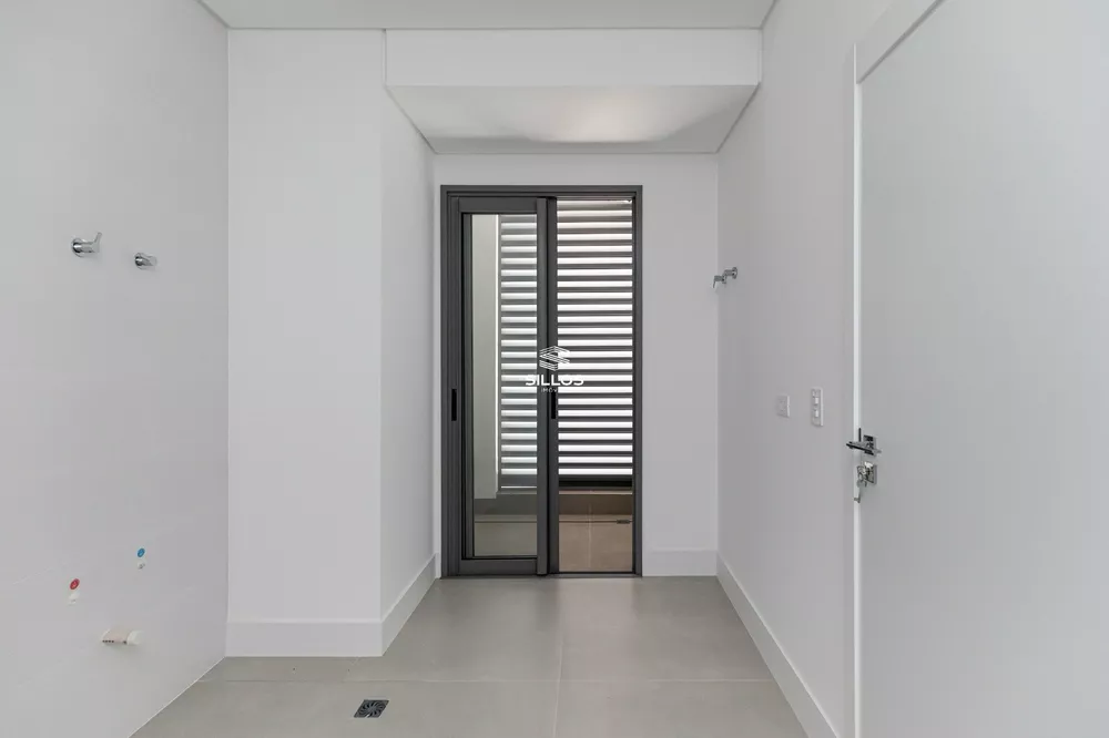 Cobertura, 3 quartos, 197 m² - Foto 4