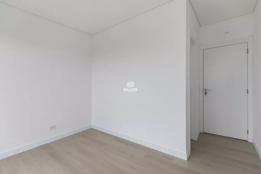 Cobertura, 3 quartos, 197 m² - Foto 2