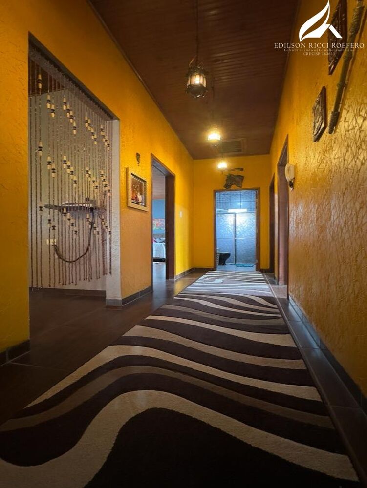 Casa à venda com 3 quartos - Foto 1