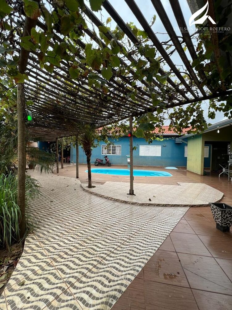 Casa à venda com 3 quartos - Foto 4