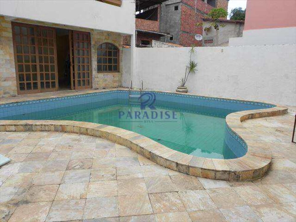 Casa, 6 quartos, 230 m² - Foto 1