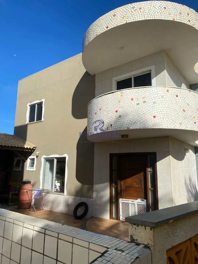 Casa, 4 quartos, 229 m² - Foto 2