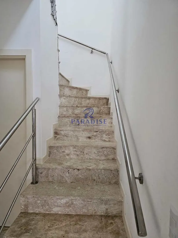 Casa, 4 quartos, 185 m² - Foto 1