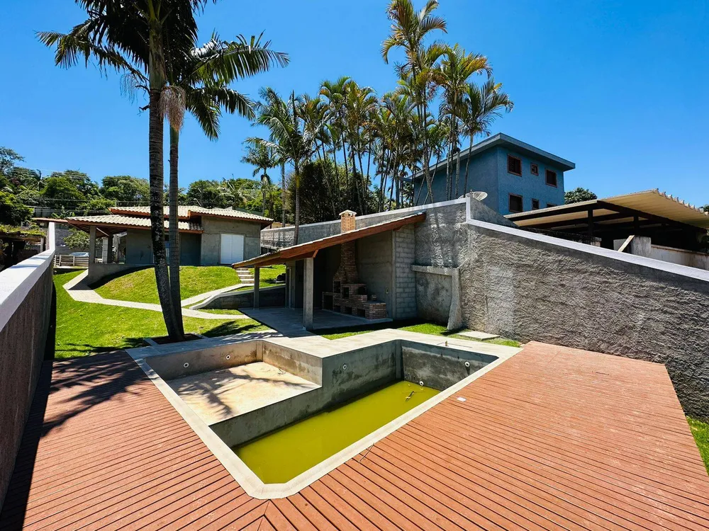 Chácara, 3 quartos, 531 m² - Foto 1