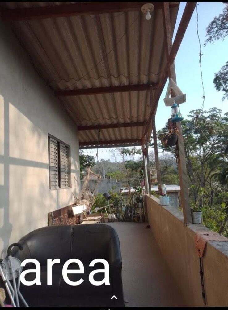 Chácara à venda com 1 quarto, 82m² - Foto 3