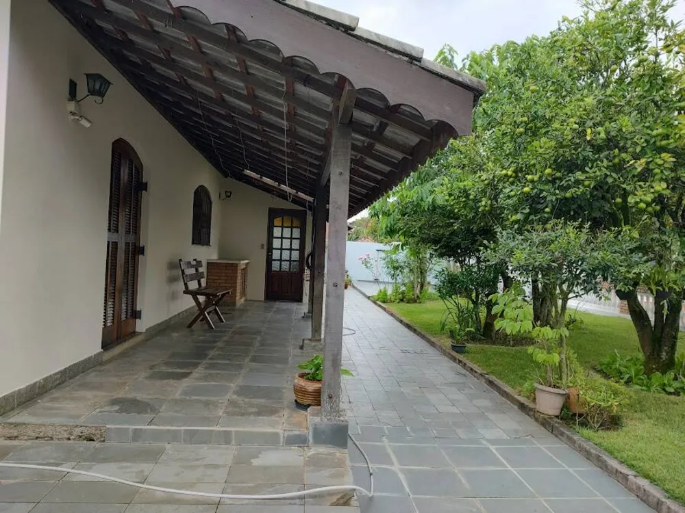 Chácara, 3 quartos, 2200 m² - Foto 2