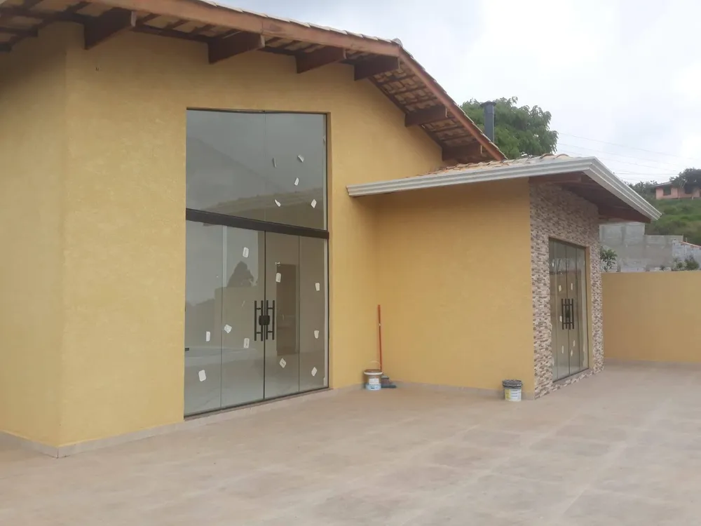 Chácara, 3 quartos, 2560 m² - Foto 2