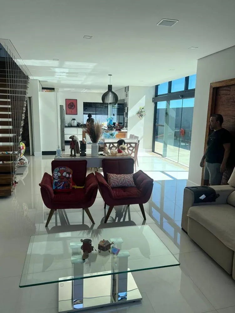 Casa, 3 quartos, 220 m² - Foto 4