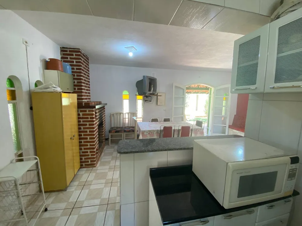 Sítio, 4 quartos, 48 m² - Foto 2