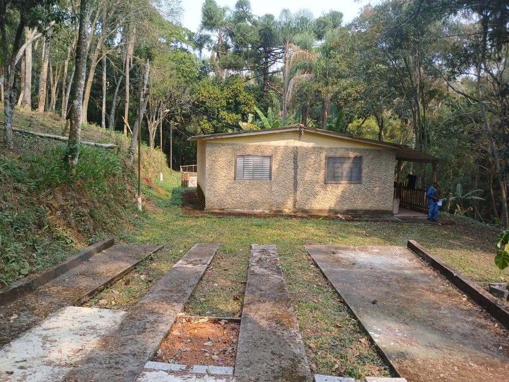 Chácara, 3 quartos, 4000 m² - Foto 1