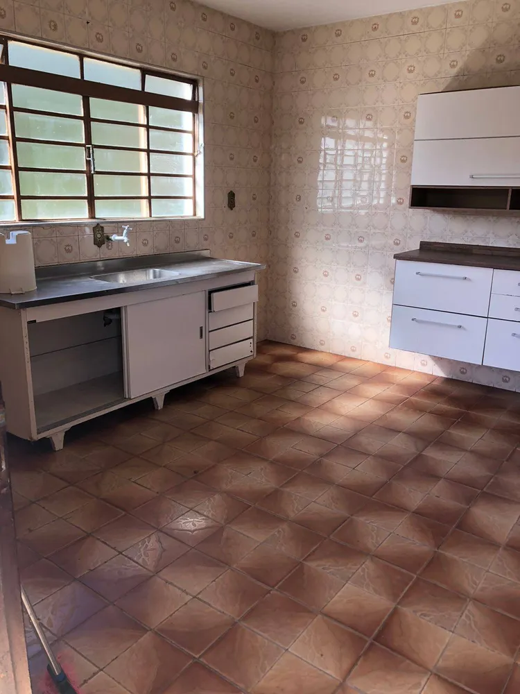 Chácara, 4 quartos, 2100 m² - Foto 2
