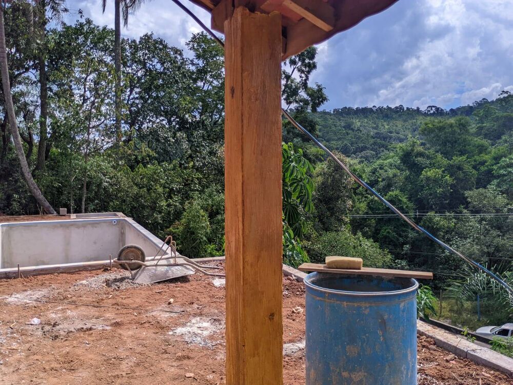 Chácara à venda com 2 quartos, 630m² - Foto 1