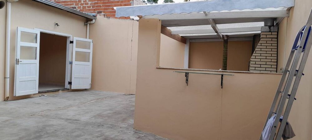 Casa à venda com 1 quarto, 50m² - Foto 2
