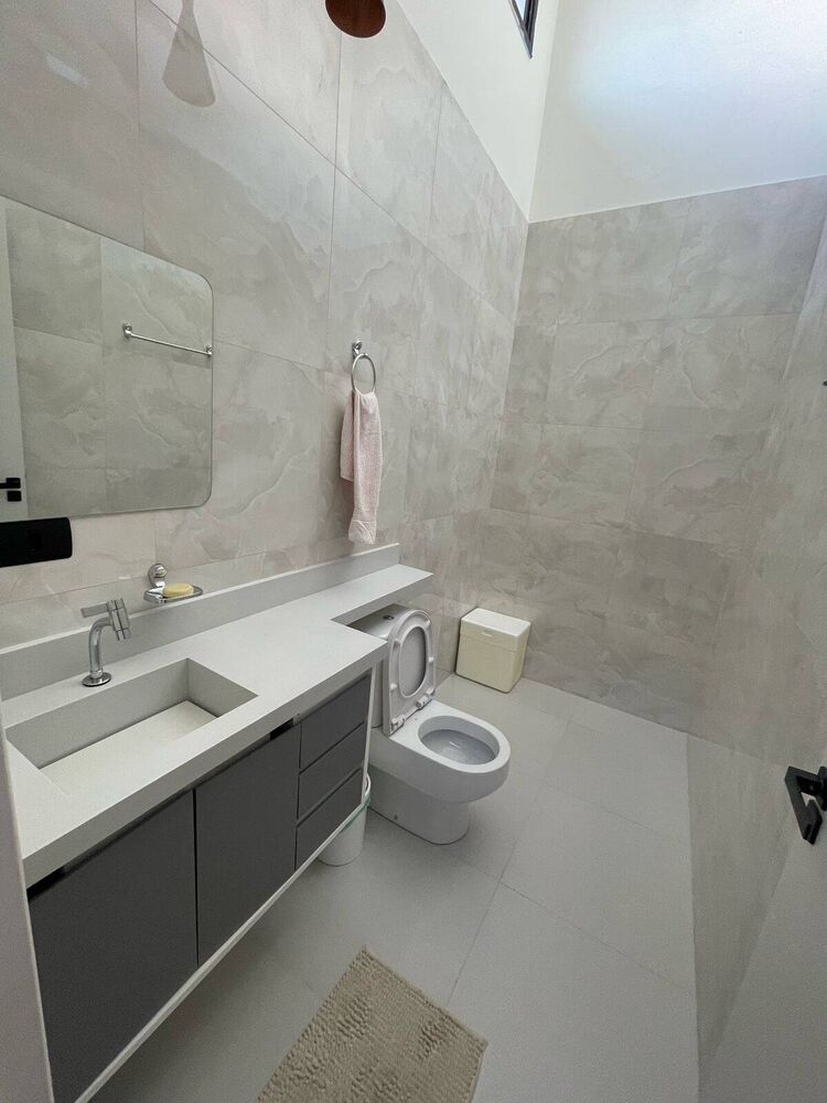 Casa à venda com 6 quartos, 580m² - Foto 2