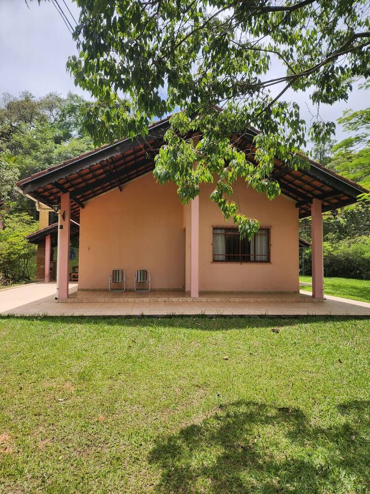Chácara à venda com 3 quartos, 49m² - Foto 1