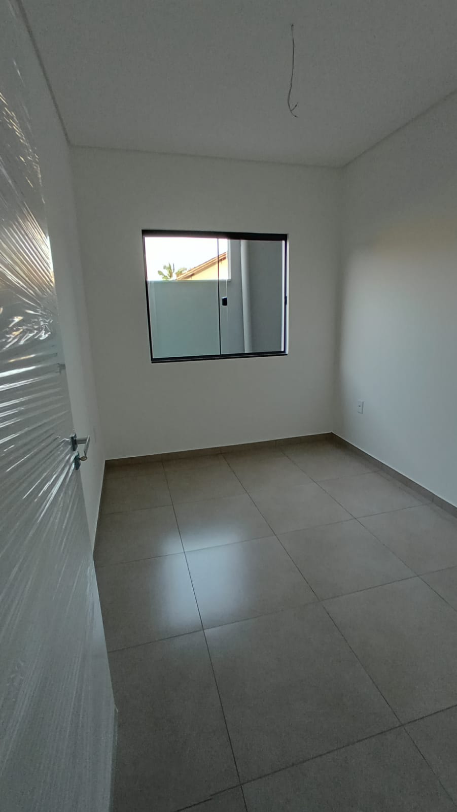 Casa à venda com 3 quartos, 77m² - Foto 11