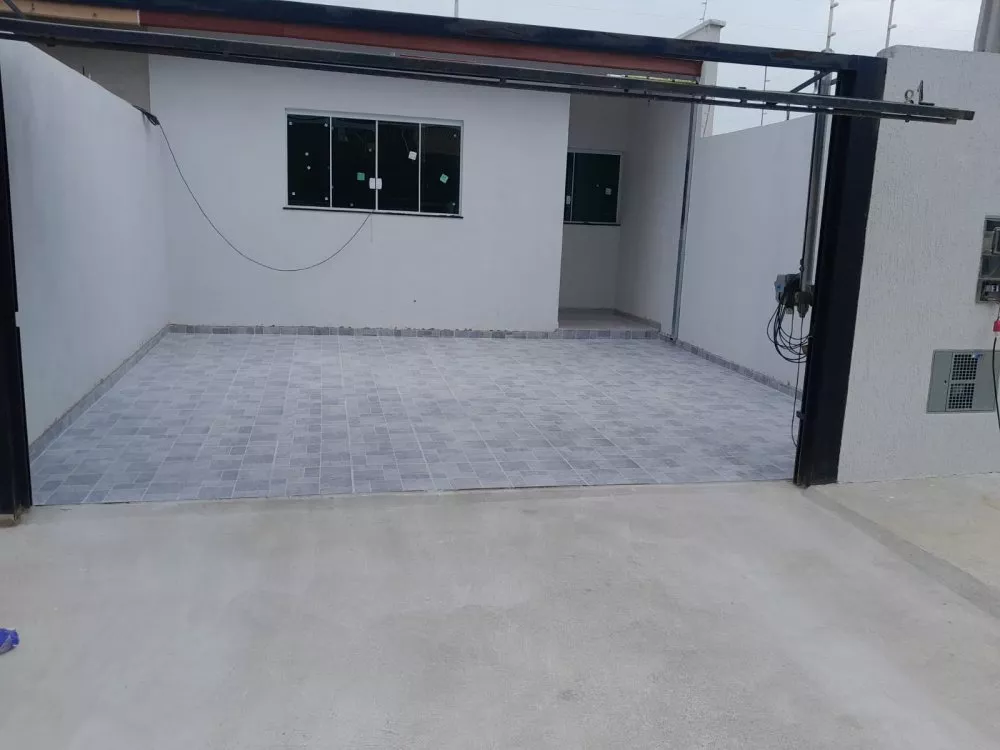 Casa à venda com 2 quartos, 150m² - Foto 1