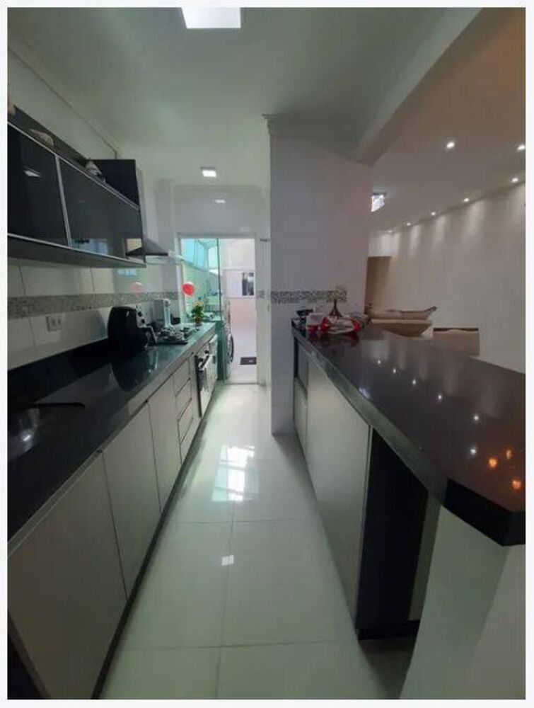 Apartamento à venda com 3 quartos, 100m² - Foto 3