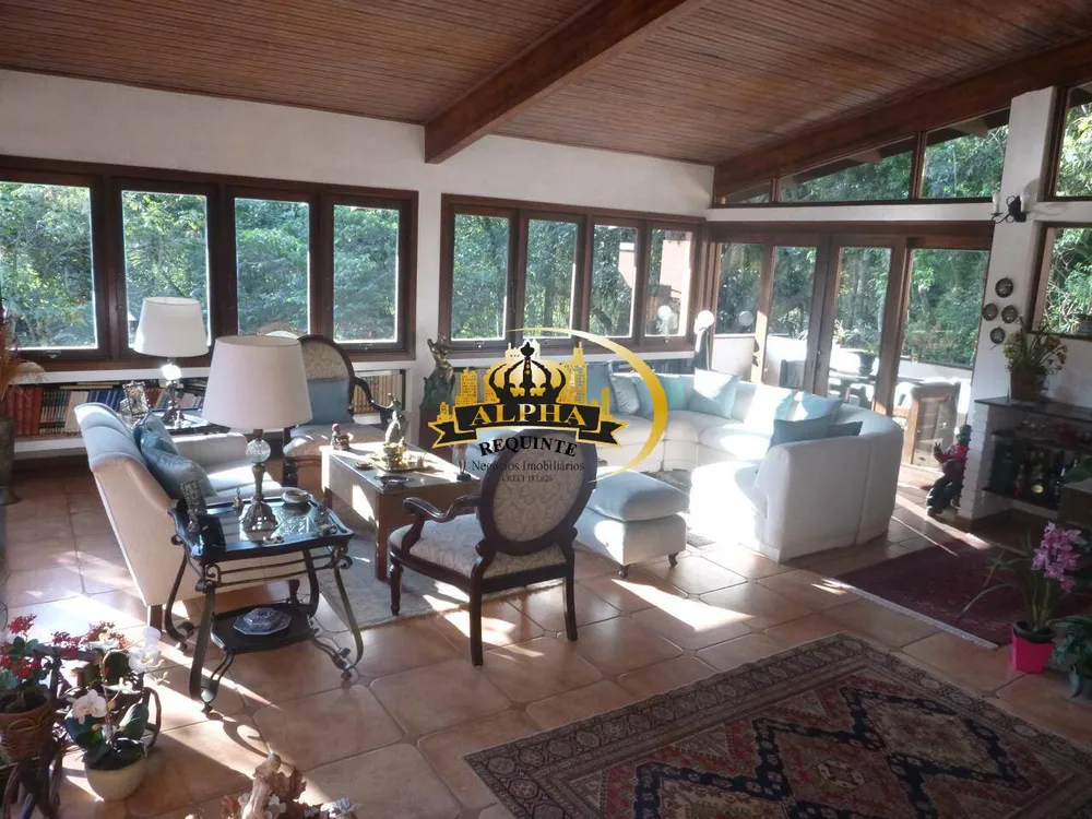Casa, 3 quartos, 320 m² - Foto 1