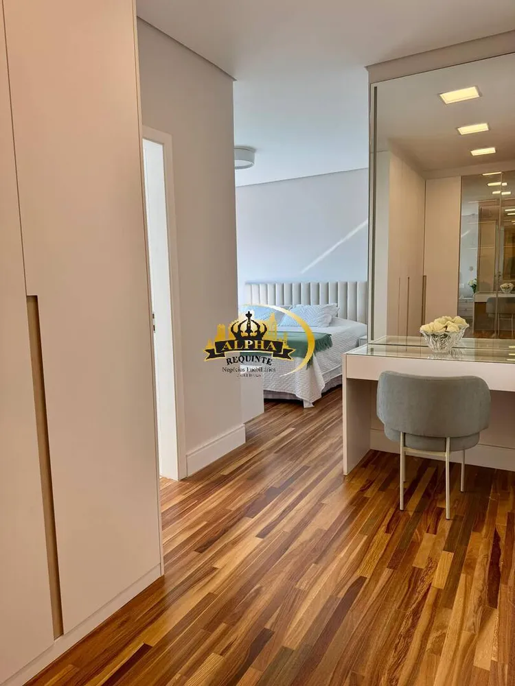 Apartamento, 4 quartos, 281 m² - Foto 1