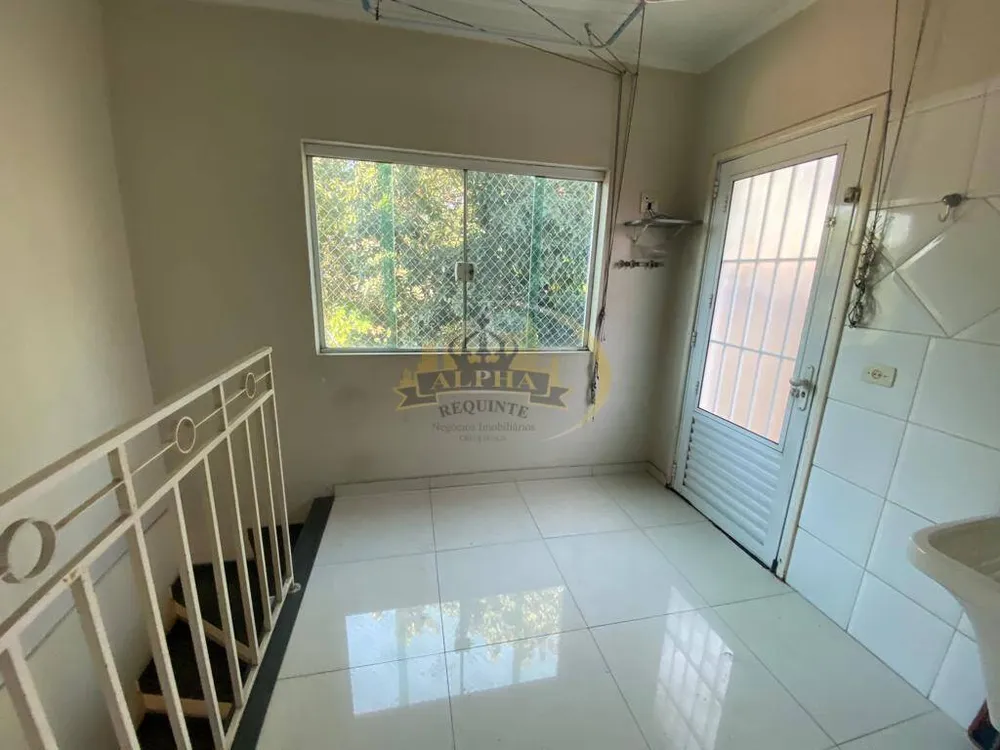 Casa, 4 quartos, 220 m² - Foto 1