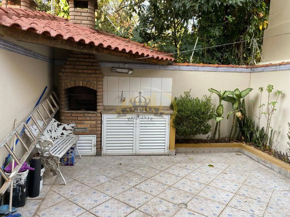 Casa, 4 quartos, 220 m² - Foto 2