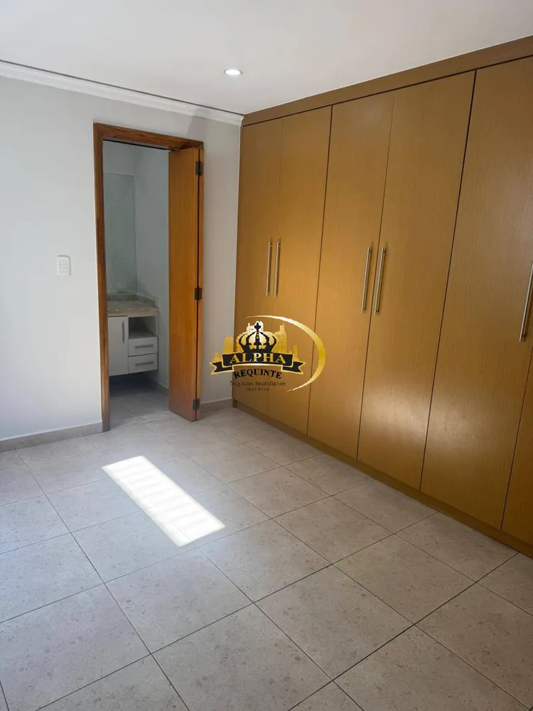 Casa, 3 quartos, 228 m² - Foto 1